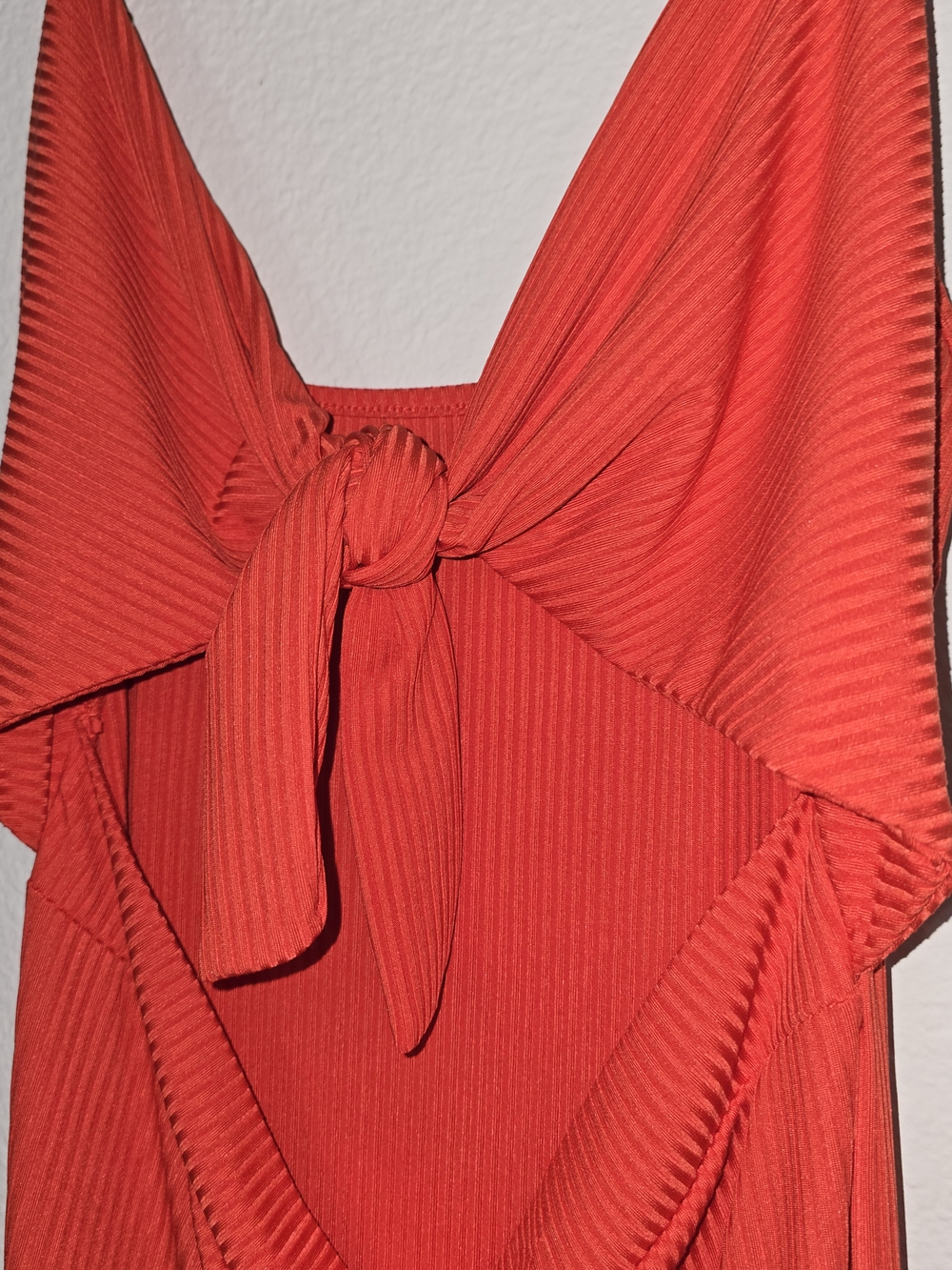 Red Pleated Knot-Front Women's Dress